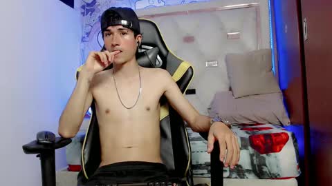 johnny_cagee online show from October 9, 6:51 am