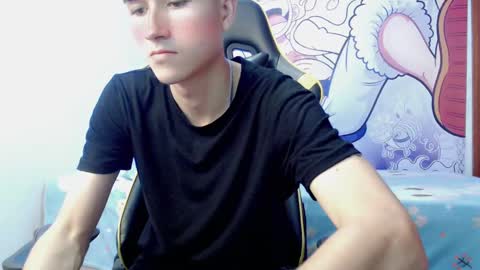 Snapshot of johnny_cagee chatting on December 27, 7:29 am johnny_cagee online show from December 27, 7:29 am