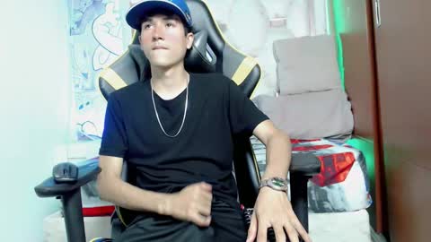 Snapshot of johnny_cagee chatting on October 8, 6:40 am johnny_cagee online show from October 8, 6:40 am