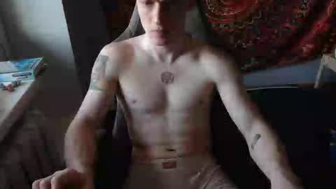 Johnny online show from March 18, 6:27 am