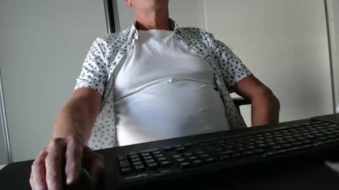 Snapshot of johnny_walker13 chatting on October 2, 2:32 pm Johnny Walker13 online show from October 2, 2:32 pm
