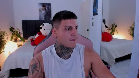 Johny online show from October 10, 4:12 pm