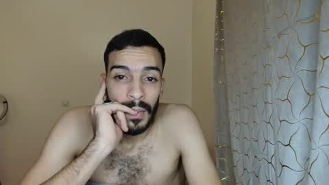 ALICEARABIAN online show from December 1, 3:48 pm