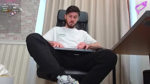 JonahShaw online show from November 21, 6:12 am