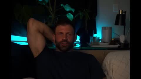 Jon Aries online show from March 3, 9:21 pm