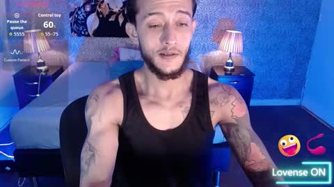 Jonas  online show from November 20, 8:51 pm