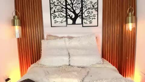 Jonas  online show from February 25, 4:35 am