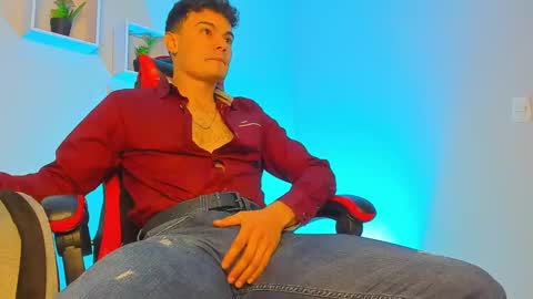 Snapshot of jonas_supreme chatting on September 29, 1:19 pm jonas_supreme online show from September 29, 1:19 pm