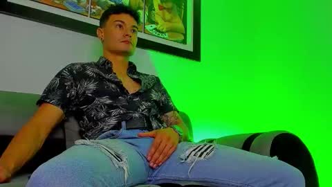 Snapshot of jonas_supreme chatting on September 23, 12:48 pm jonas_supreme online show from September 23, 12:48 pm