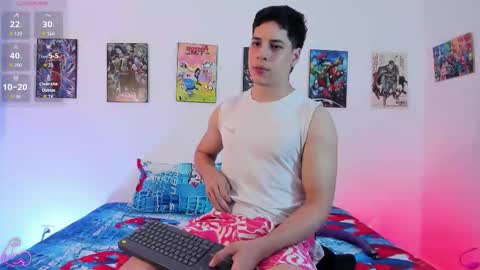 Instagram jonathanfit14 online show from March 10, 10:05 pm