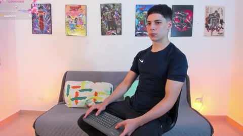 Instagram jonathanfit14 online show from November 17, 10:13 pm