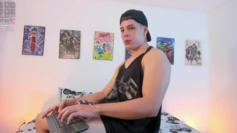 Instagram jonathanfit14 online show from April 4, 10:40 pm