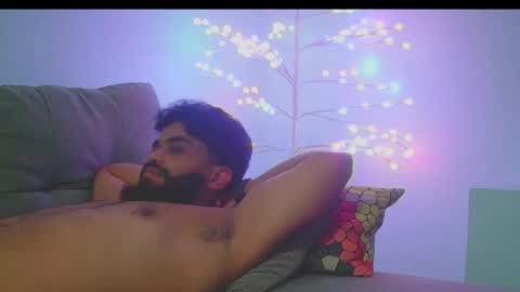 royjon online show from October 18, 2:05 am