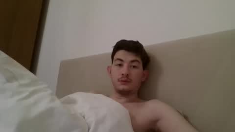 jonhy_merlin online show from April 16, 3:17 am