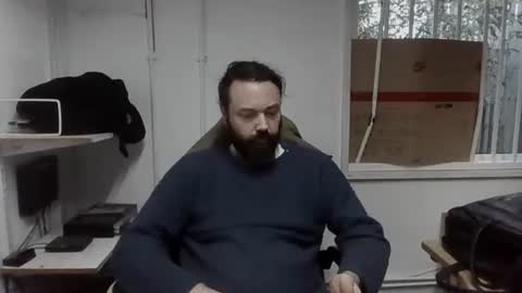 jonnyb9876 online show from December 5, 1:40 pm