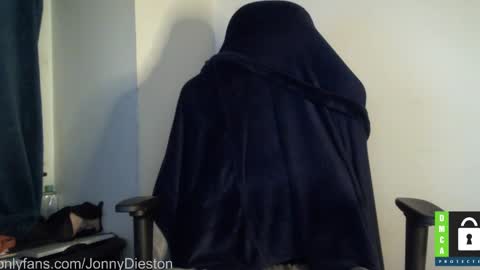 Snapshot of jonnydieston777 chatting on January 26, 3:17 am JonnyDieston online show from January 26, 3:17 am