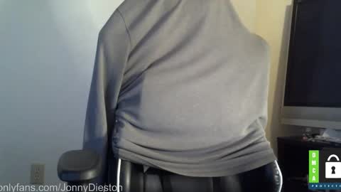 Snapshot of jonnydieston777 chatting on March 9, 4:11 pm JonnyDieston online show from March 9, 4:11 pm