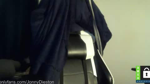 Snapshot of jonnydieston777 chatting on January 6, 4:36 am JonnyDieston online show from January 6, 4:36 am
