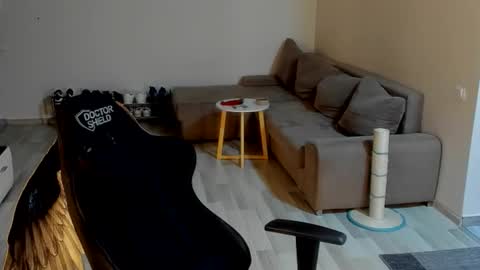 jonnyporn1 online show from December 18, 5:03 am