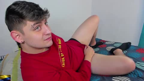 Snapshot of jordan_di31 chatting on January 24, 4:17 pm Jordn follow me on my soyjordanditri model account online show from January 24, 4:17 pm