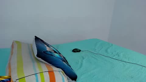 Snapshot of jordan_di31 chatting on January 23, 12:30 pm Jordn follow me on my soyjordanditri model account online show from January 23, 12:30 pm