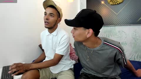 jordanandandrew online show from January 14, 7:43 pm