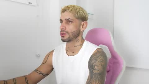 jose_wc online show from March 25, 4:38 am