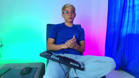 JOSEPH BROWN online show from January 16, 8:36 pm