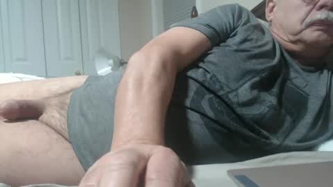 Snapshot of josephgr2021 chatting on January 16, 2:51 pm josephgr2021 online show from January 16, 2:51 pm