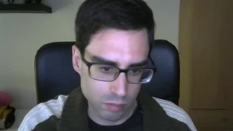 Snapshot of josevd chatting on December 10, 4:17 pm Jose online show from December 10, 4:17 pm