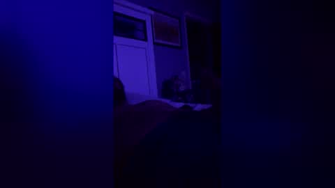 josh0587 online show from April 3, 7:16 am