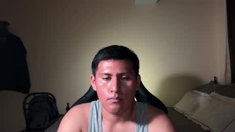 Snapshot of joshuatls08 chatting on January 23, 2:33 am joshuatls08 online show from January 23, 2:33 am