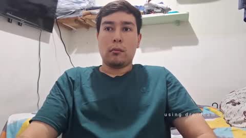Snapshot of josq121 chatting on September 20, 9:31 am josq121 online show from September 20, 9:31 am