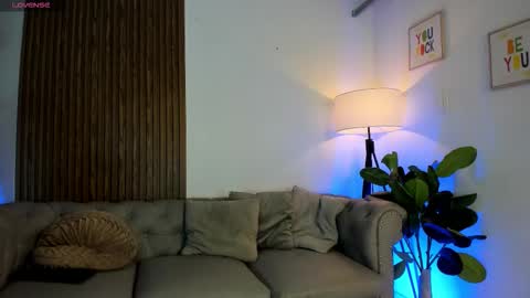 Jota Stivens online show from October 14, 7:54 pm