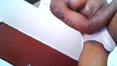 jotablackxl online show from March 13, 2:41 am