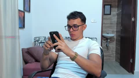 Im Jouliano online show from October 9, 2:05 am