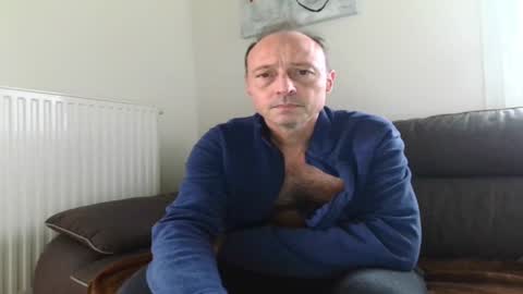 Snapshot of jpf421 chatting on December 7, 12:24 pm exhib248 online show from December 7, 12:24 pm