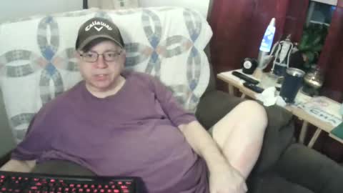 Snapshot of jpmel99 chatting on January 19, 1:00 am jpmel99 online show from January 19, 1:00 am