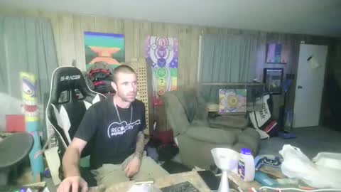 jrizzle1111 online show from October 17, 7:01 am