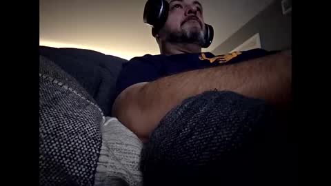 Snapshot of jrmoney420420 chatting on November 1, 12:47 am jrmoney420420 online show from November 1, 12:47 am