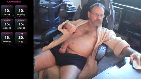 Snapshot of jrnps chatting on December 25, 5:05 pm DaddyChat online show from December 25, 5:05 pm