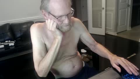 jtull52 online show from March 15, 1:02 am