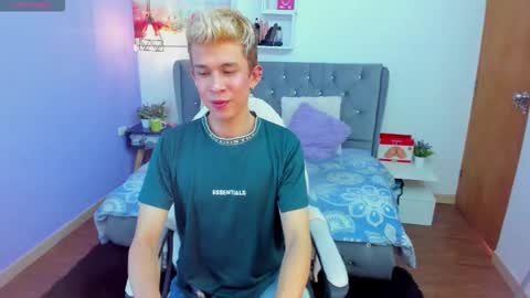 Juandii online show from December 16, 3:08 pm