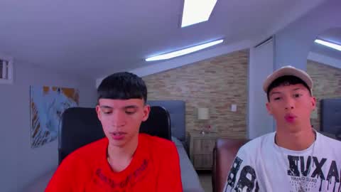 JuanSteven online show from March 5, 4:35 am