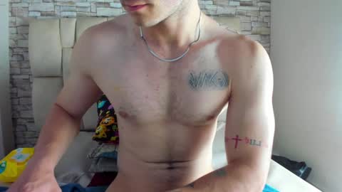 Snapshot of juan_prior chatting on January 22, 2:03 pm JUAN online show from January 22, 2:03 pm