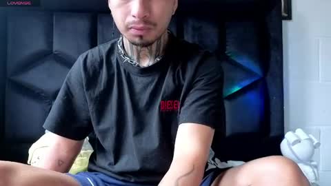 juancamilo66_ online show from April 15, 3:45 pm