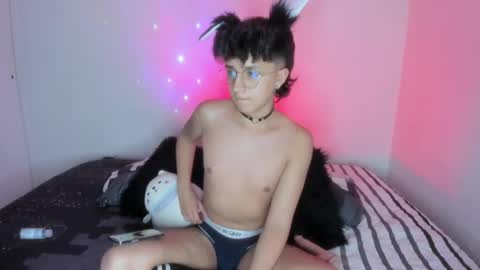Snapshot of juandaaa__ chatting on January 6, 10:58 pm juandaaa__ online show from January 6, 10:58 pm