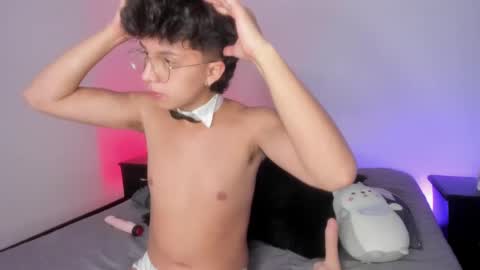 Snapshot of juandaaa__ chatting on February 4, 4:39 pm juandaaa__ online show from February 4, 4:39 pm
