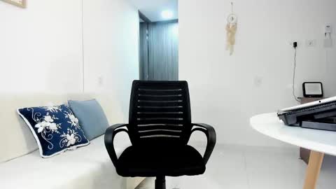 Juan Diego Uribe online show from September 21, 2:12 am