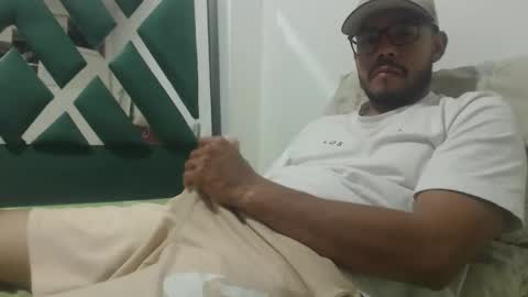 juanfe_style online show from March 10, 3:01 am